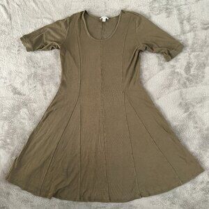 Toad & Co Olive Green Daisy Ribbed Fit and Flare Dress LARGE Short Sleeve